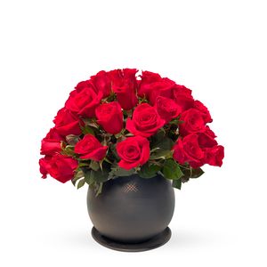 Etiqueta humo-maceta de cerámica con 75 rosas rojas