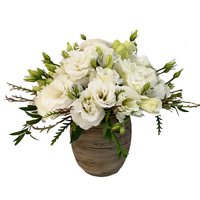 Anu-base efecto madera oval con lisianthus blancos