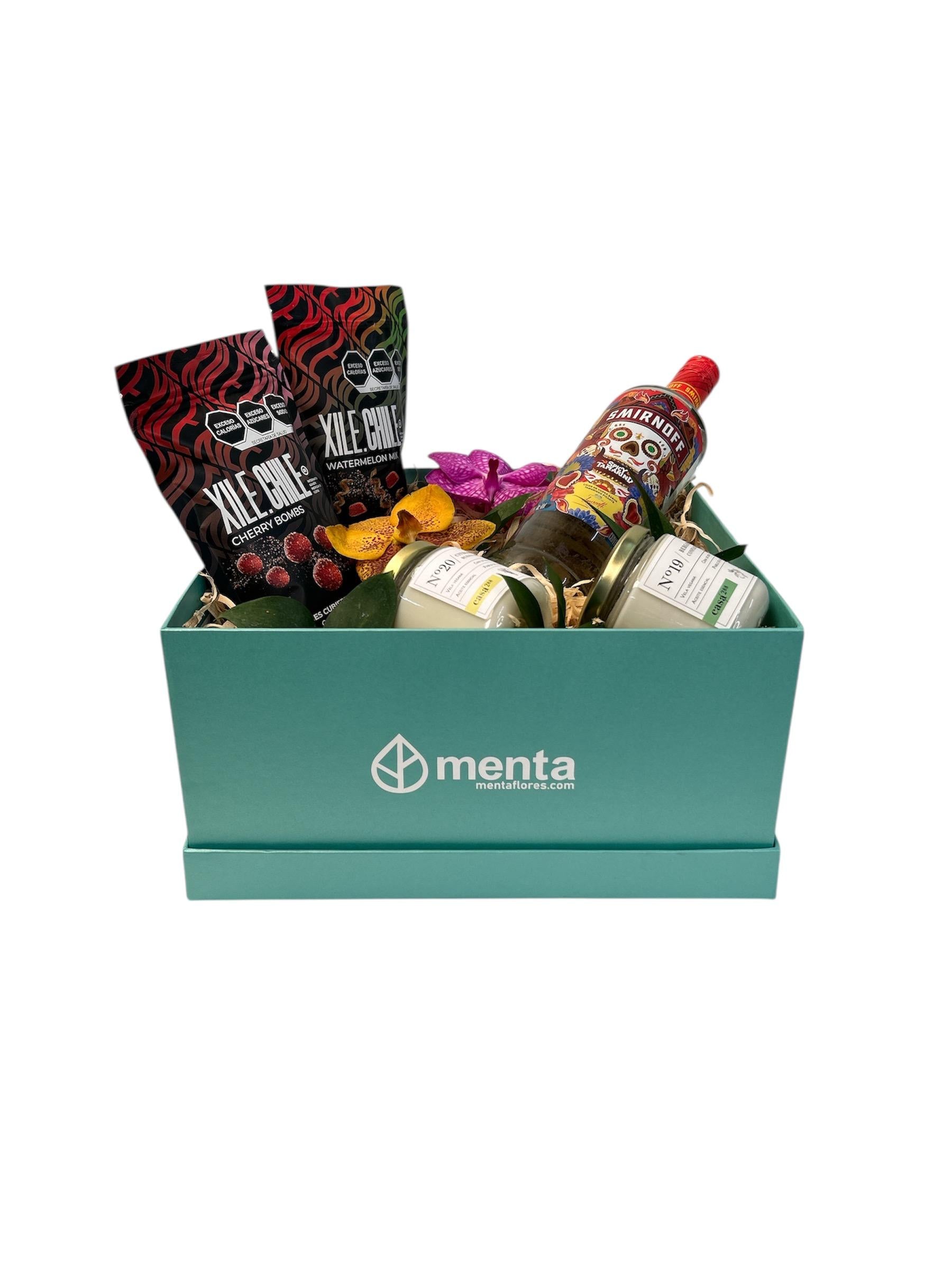 Dallas-caja cuadrada menta con regalos y bebida