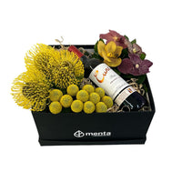 Zafiro-caja negra con leucos, orquídeas vanda y bebida