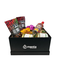 Dallas-caja cuadrada negra con regalos y bebida