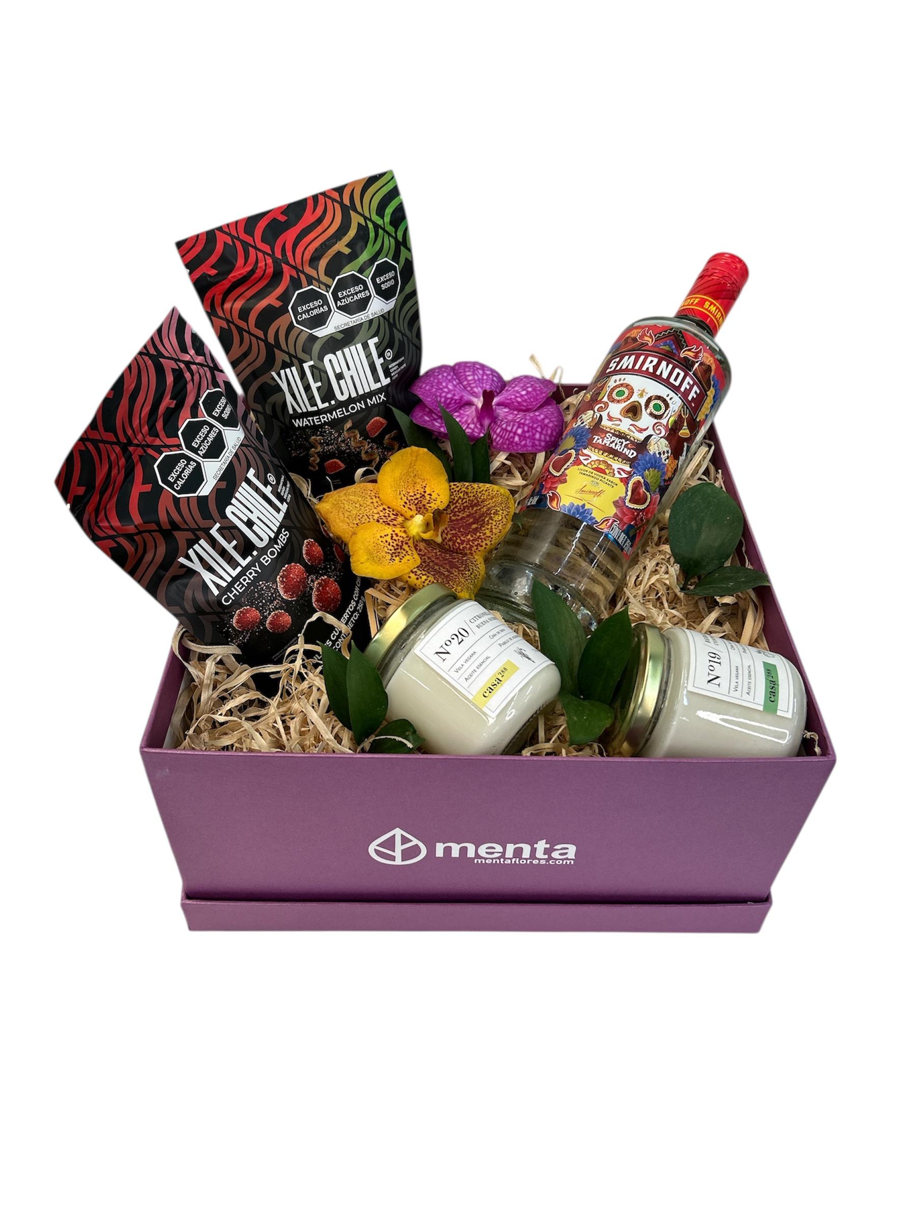 Dallas-caja cuadrada uva con regalos y bebida