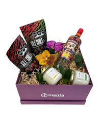 Dallas-caja cuadrada uva con regalos y bebida