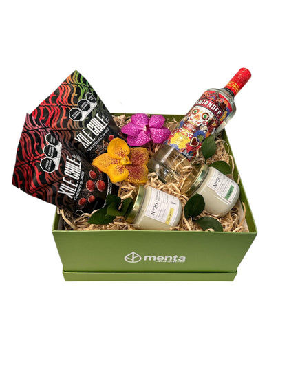 Dallas-caja cuadrada verde con regalos y bebida