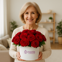 Emilia-caja redonda blanca con 24 rosas rojas