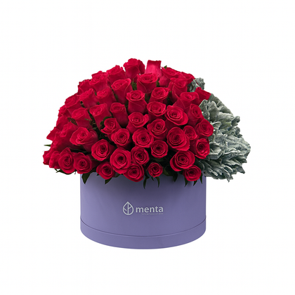 Etiqueta Julieta-caja redonda uva con 100 rosas fiusha
