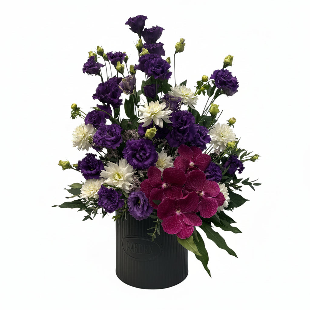 Dahlia-base de metal mediana con lisianthus,dalias y vandas