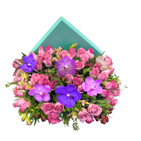 Etiqueta Marruecos-caja cuadrada con rosas aqua y orquídea vanda