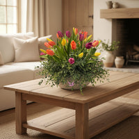 Gretta - base efecto madera con 50 tulipanes mixtos