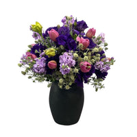 Itzel-florero de barro con explosión morada