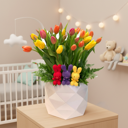 Larisa-caja con 30 tulipanes y kit 3 Luca