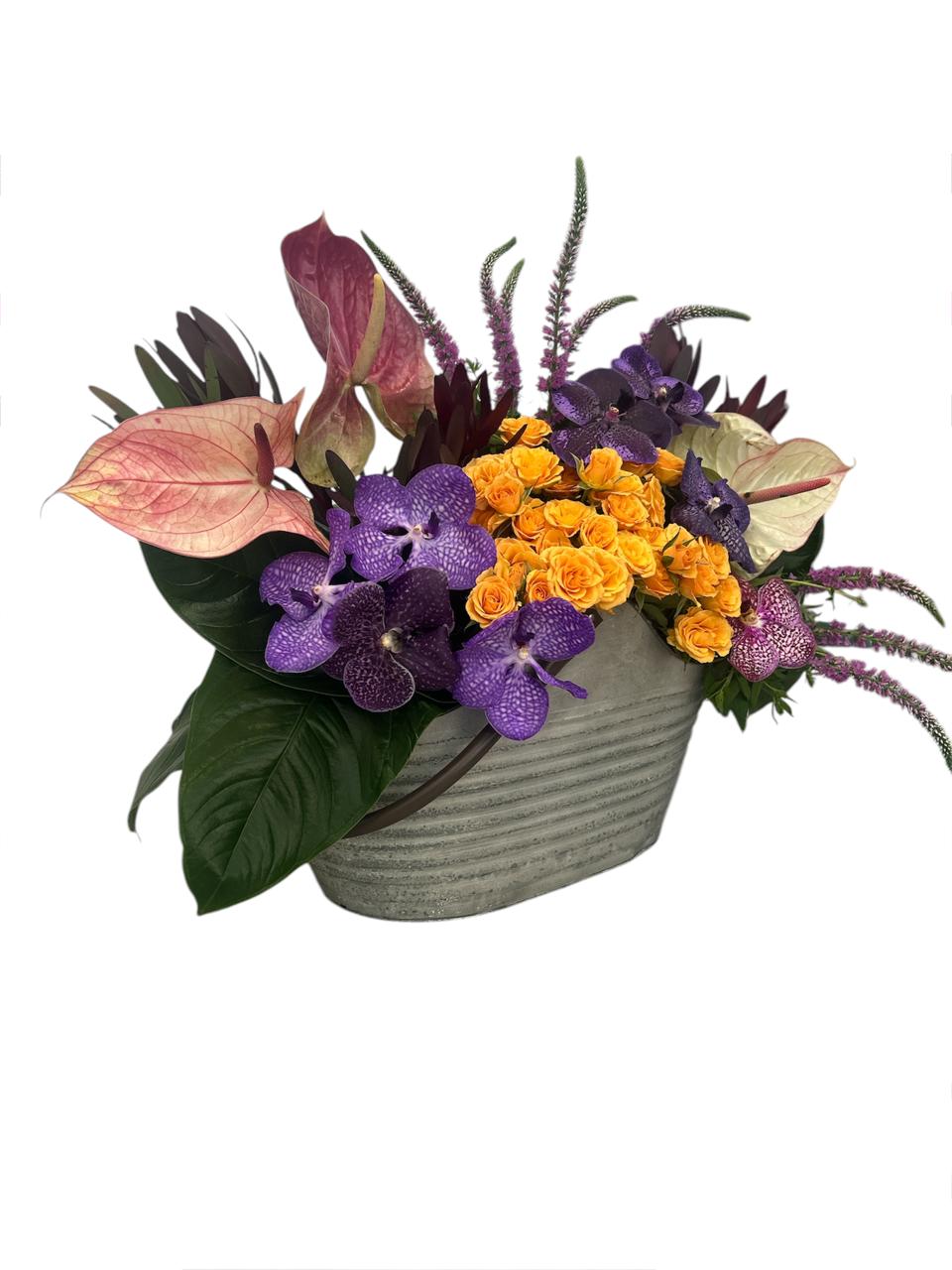 Chlóe-maceta de metal con flores en tonos otoñales