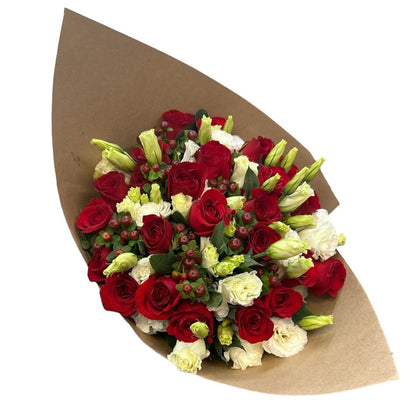 Ramo de 24 rosas rojas , lisianthus y follaje
