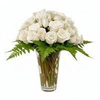 Reyna- florero de cristal con 48 rosas blancas