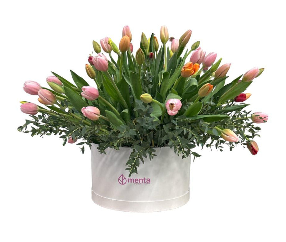 Un Montón De Tulipanes Rosados Están En Un Jarrón Con Tallos Verdes Aislados Fondo Transparente 901492 236