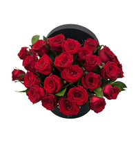 Emilia-caja redonda negra con 24 rosas rojas